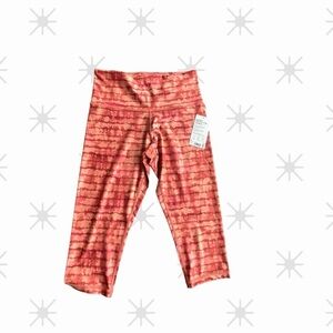 NWT Athleta Women's Elation Printed Red Tie-Dye Capris Size 1X